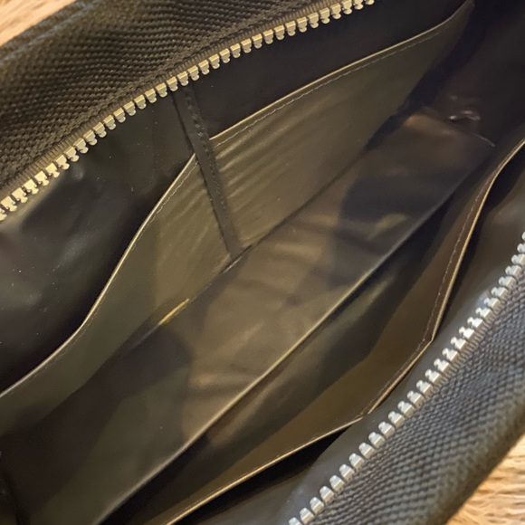 Gainsborough Black Travel Toiletries Bag NEW - Picture 2 of 4